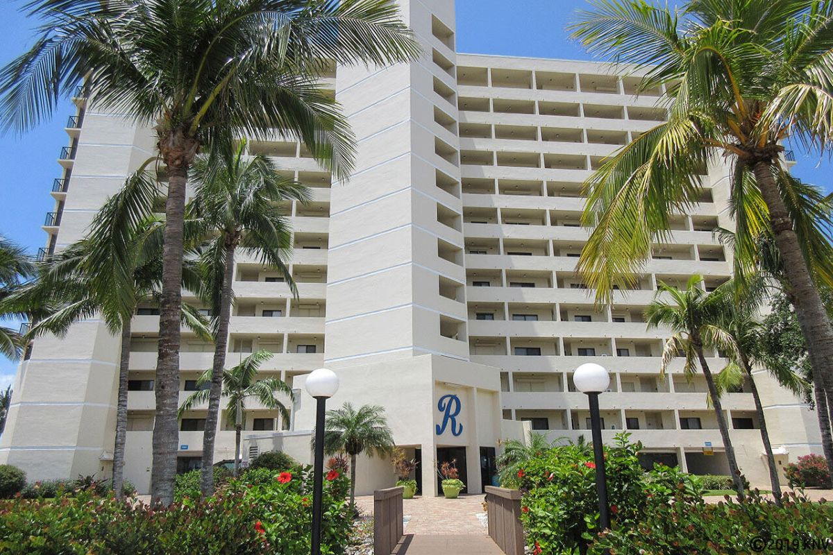 Riviera Club Resort Condominiums