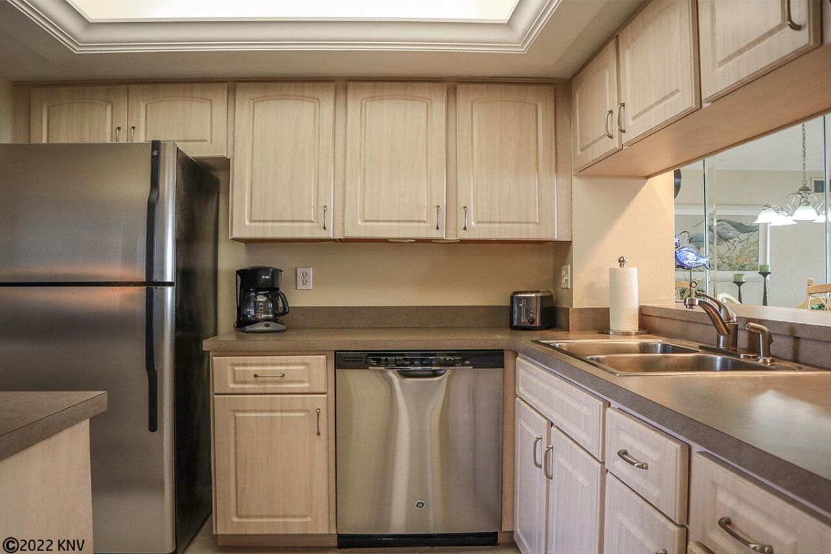 Kitchen features all new appliances, including that oh so important dishwasher