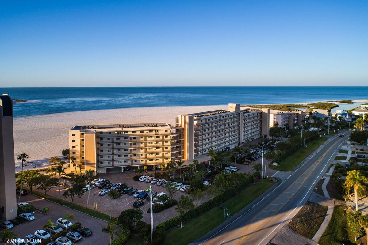 Carlos Pointe Condominiums on Fort Myers Beach