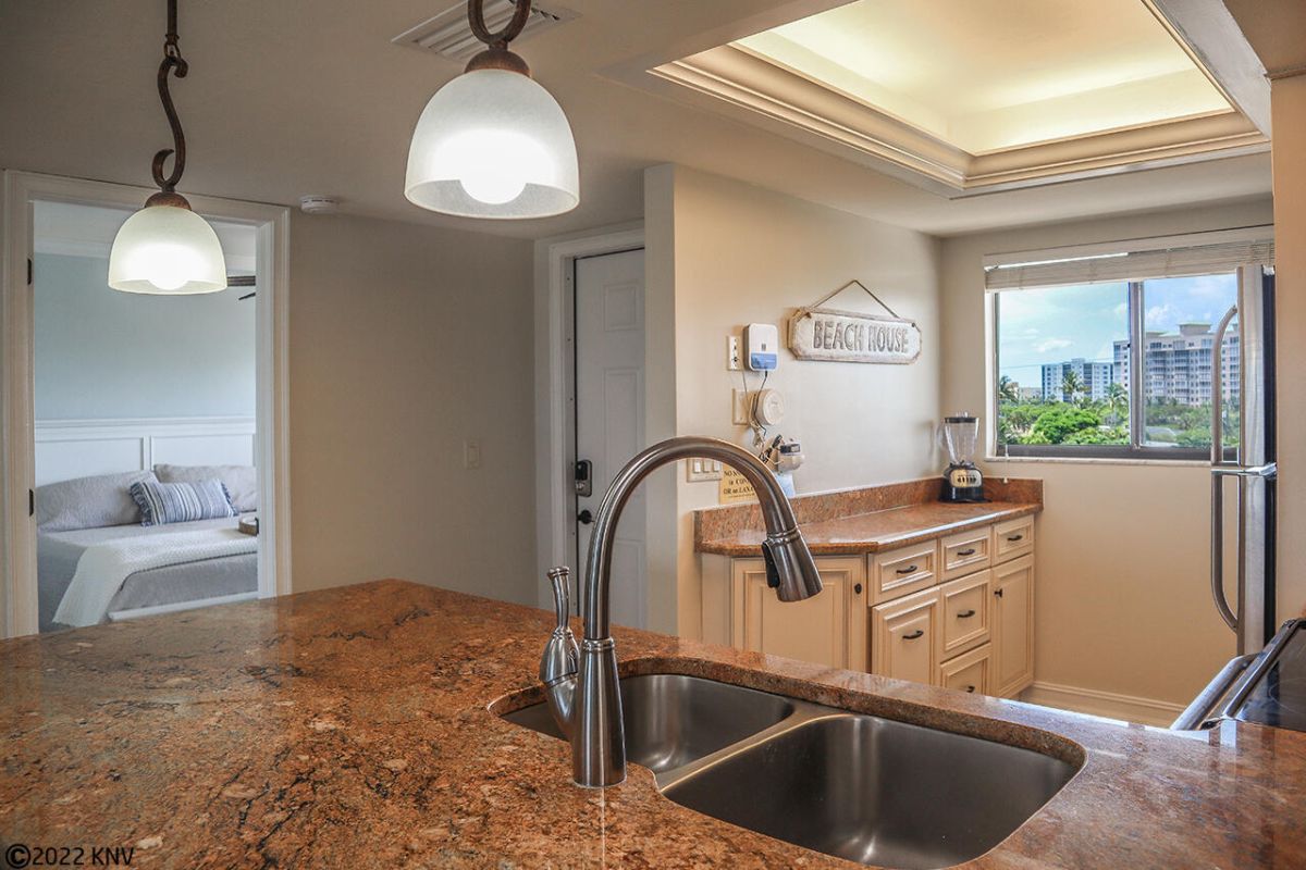 Fully Equipped Kitchen at Carlos Pointe 321