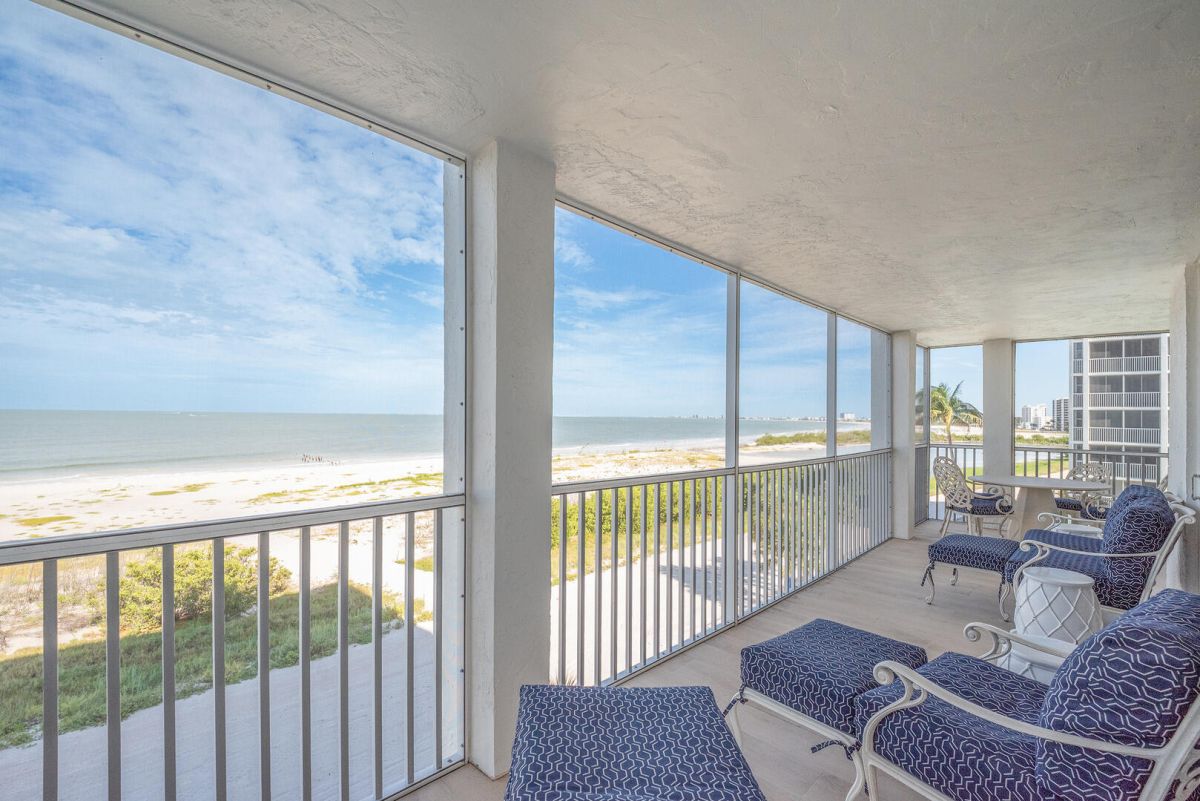 Life Is Better At The Beach!  Spectacular world-class sunrises and sunsets await you from the Lanai of this 2 bedroom, 2 bath condo at Creciente.