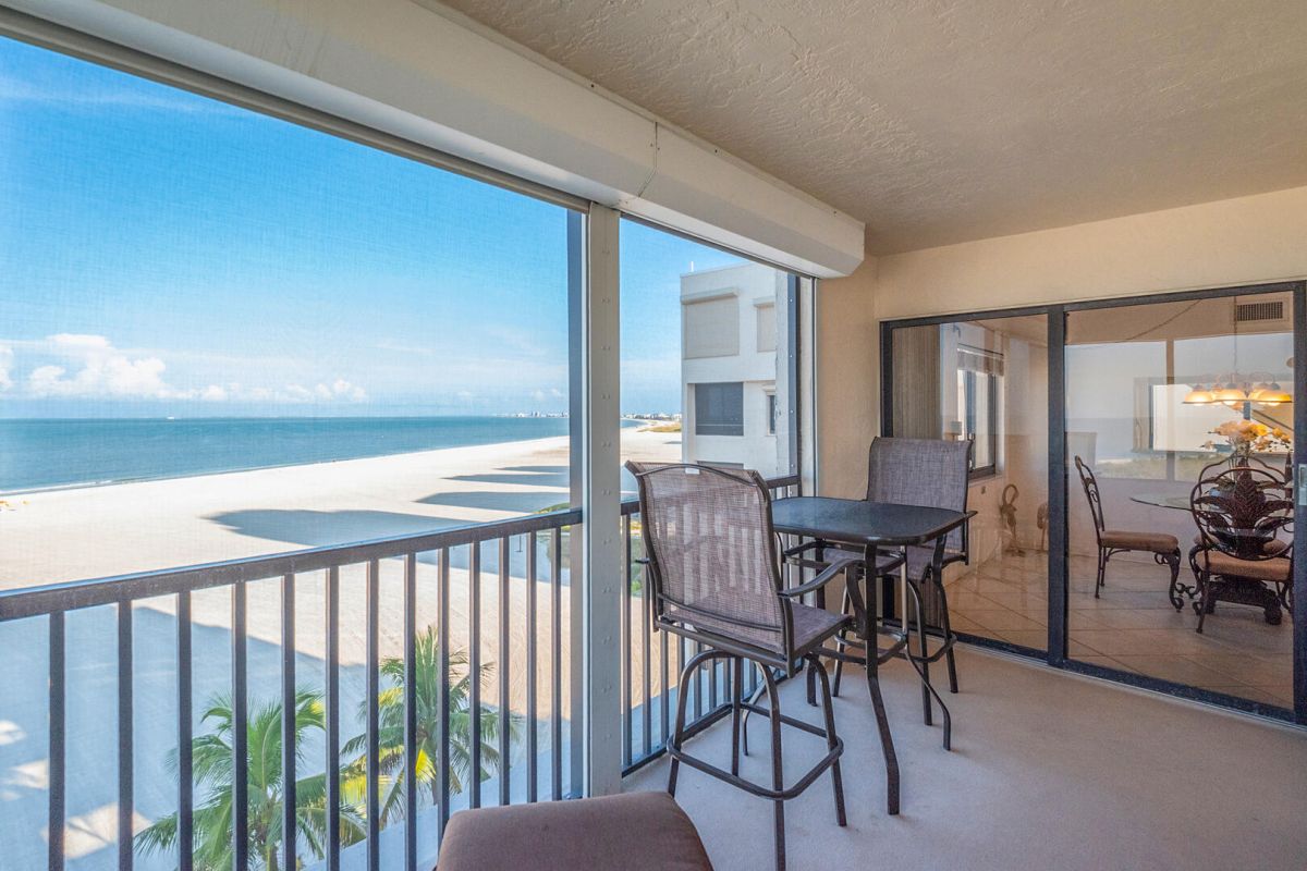 Imagine yourself here...Sandarac 806B. Escape the ordinary and find your paradise by the shore.