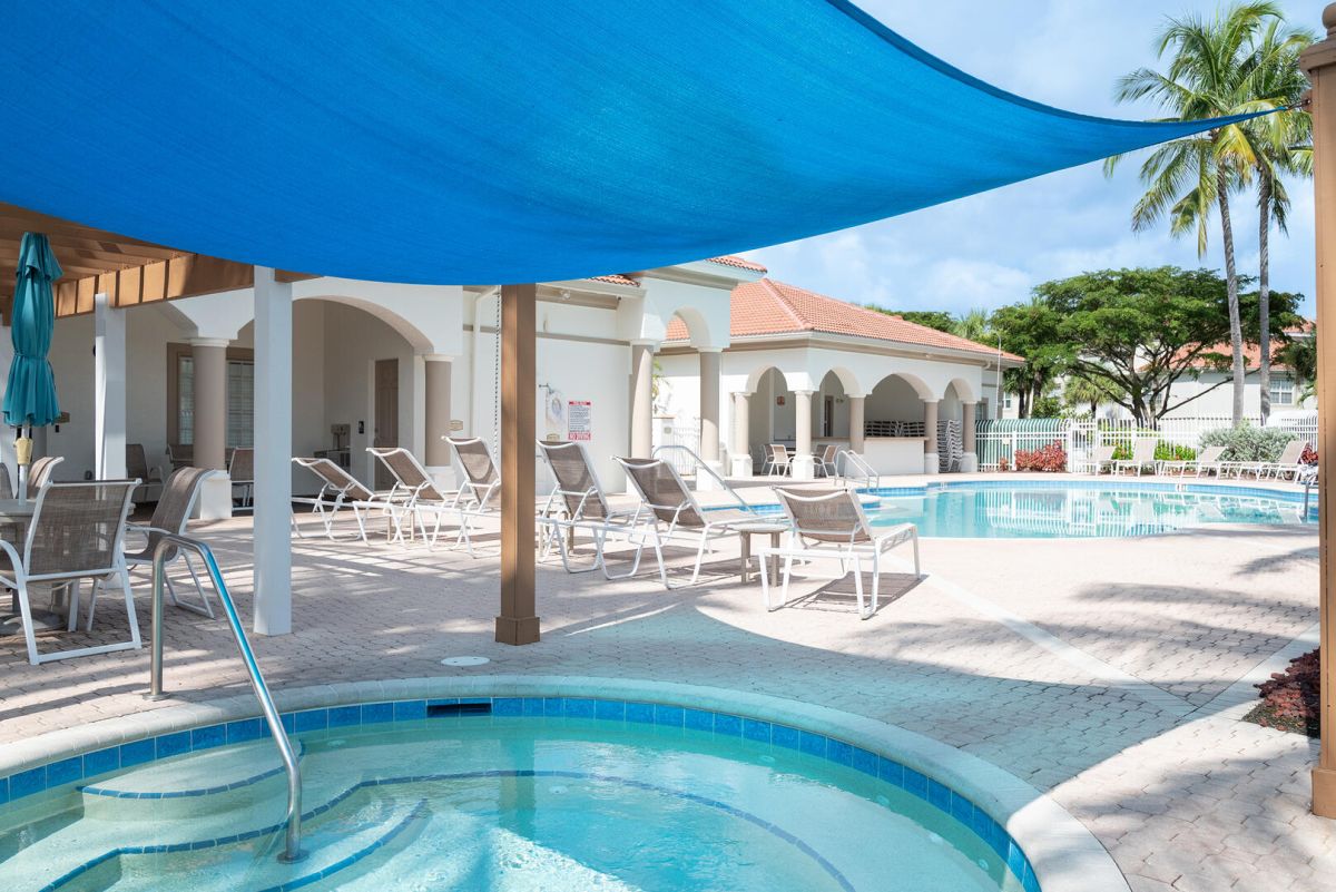 Your Own Tropical Paradise...The Gardens at Beachwalk - just a minutes drive to the beach!