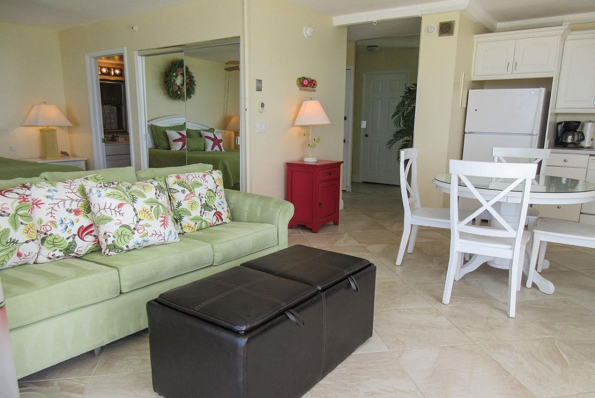 Lovely and comfortable Estero Beach And Tennis Club 1106A