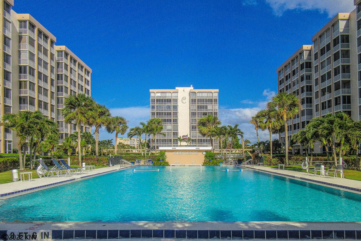 The Fabulous Creciente Beachfront Resort Condominiums