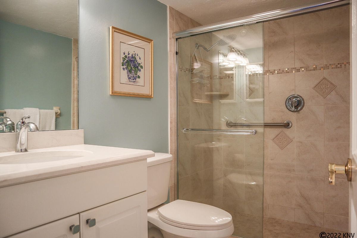 Newly Renovated Guest Bath