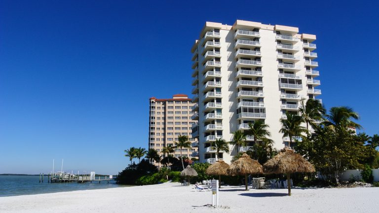 Lovers Key Beach Club | Fort Myers Vacation Rentals | Kathy Nesbit